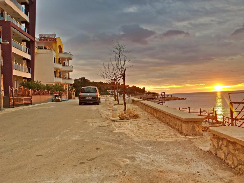 Apartments Palma Dobra Voda Exterior photo