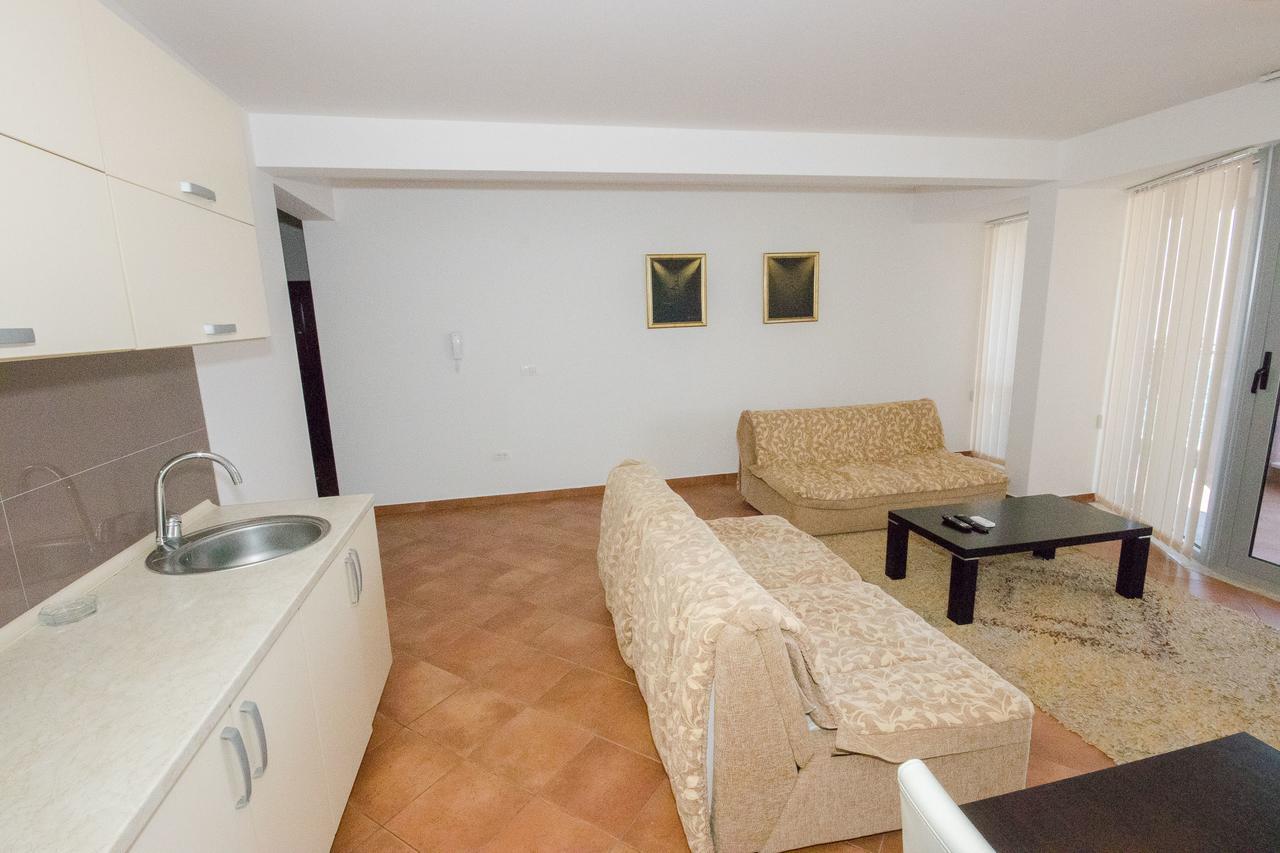 Apartments Palma Dobra Voda Exterior photo