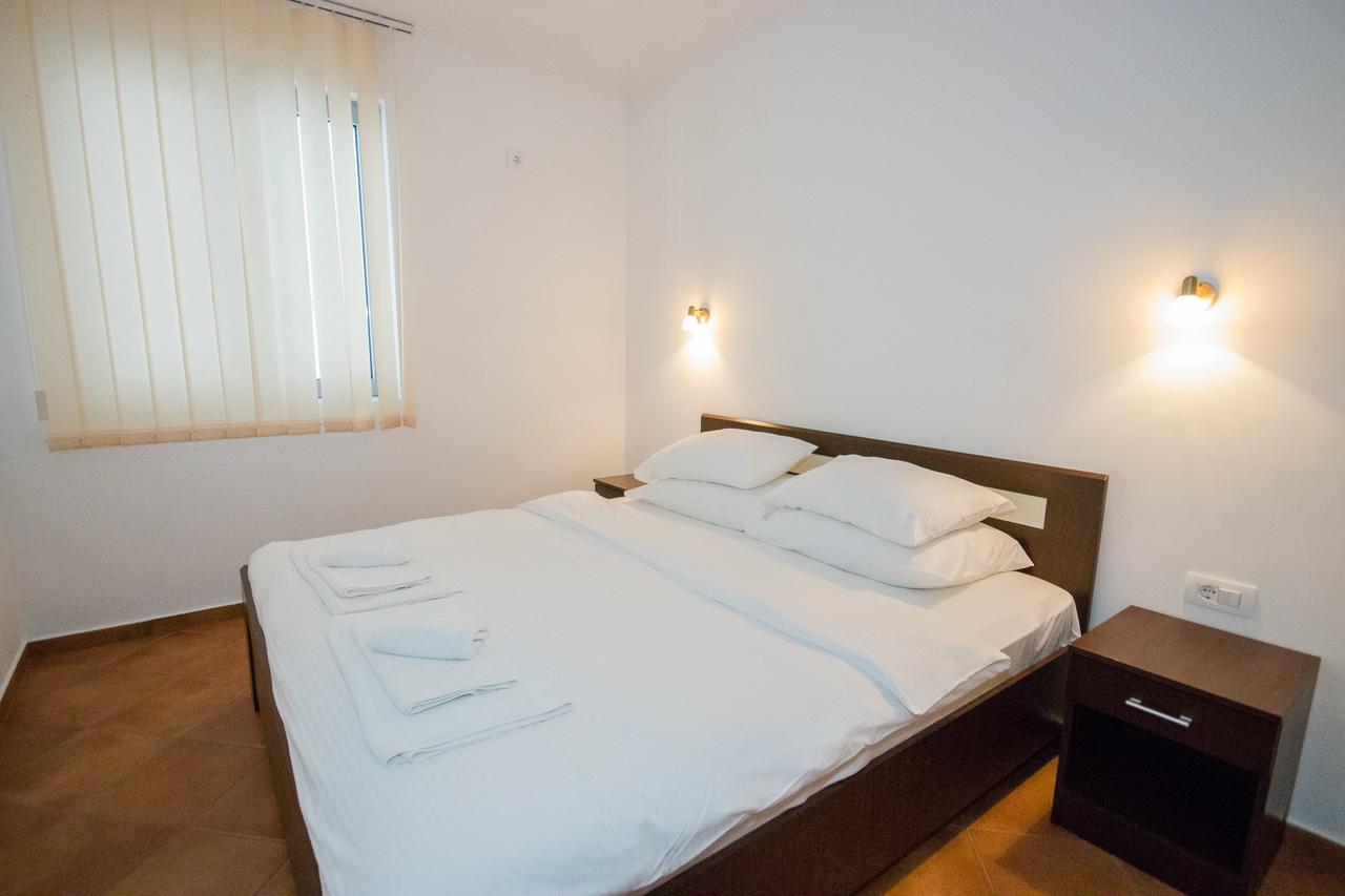 Apartments Palma Dobra Voda Exterior photo