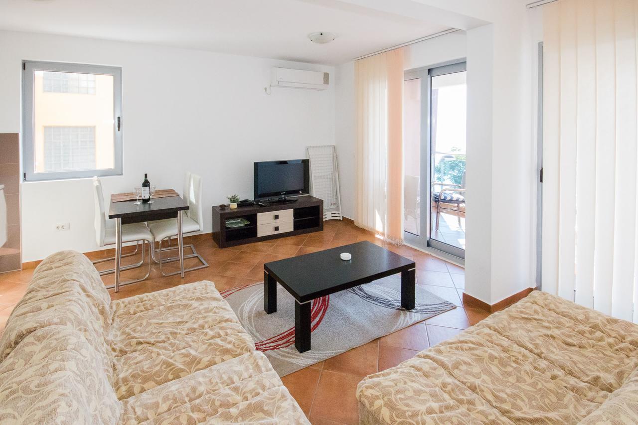 Apartments Palma Dobra Voda Exterior photo