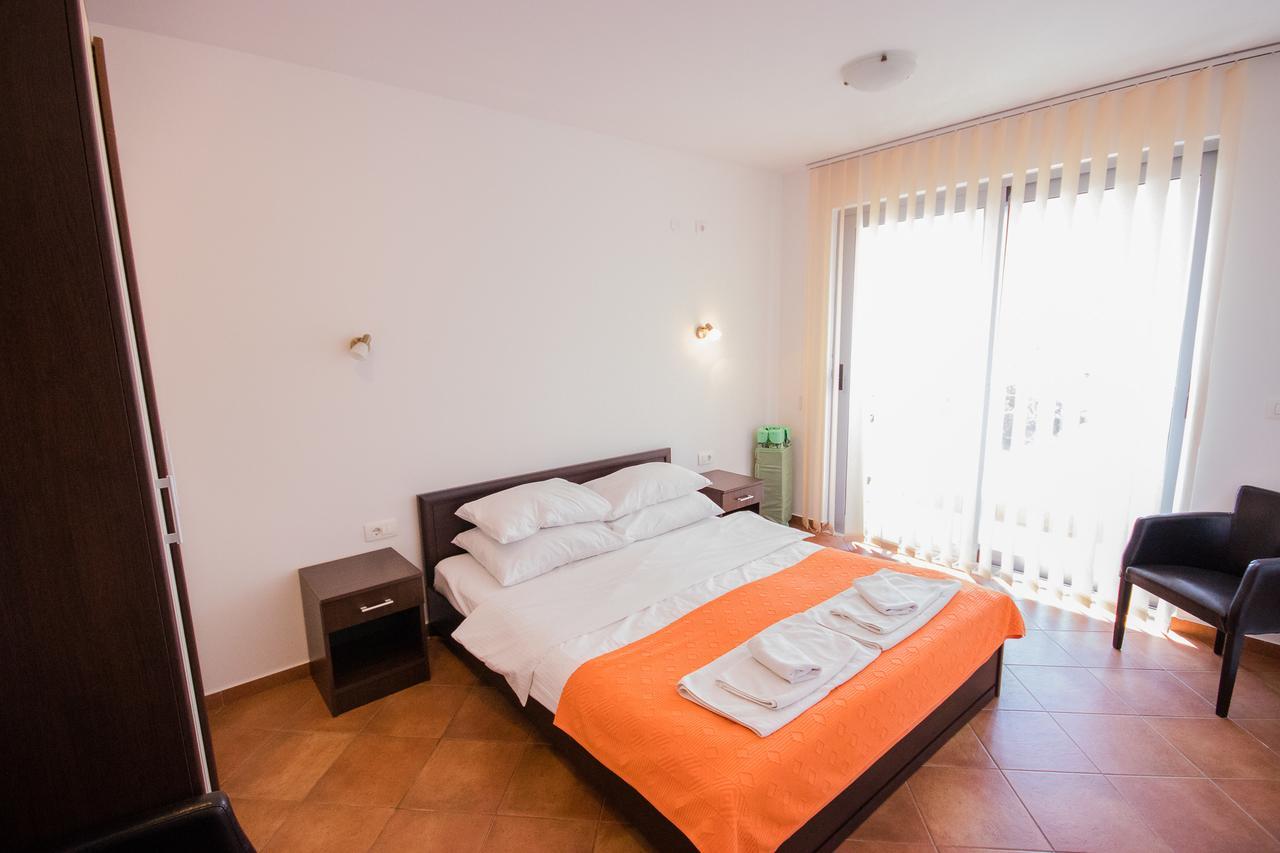 Apartments Palma Dobra Voda Exterior photo