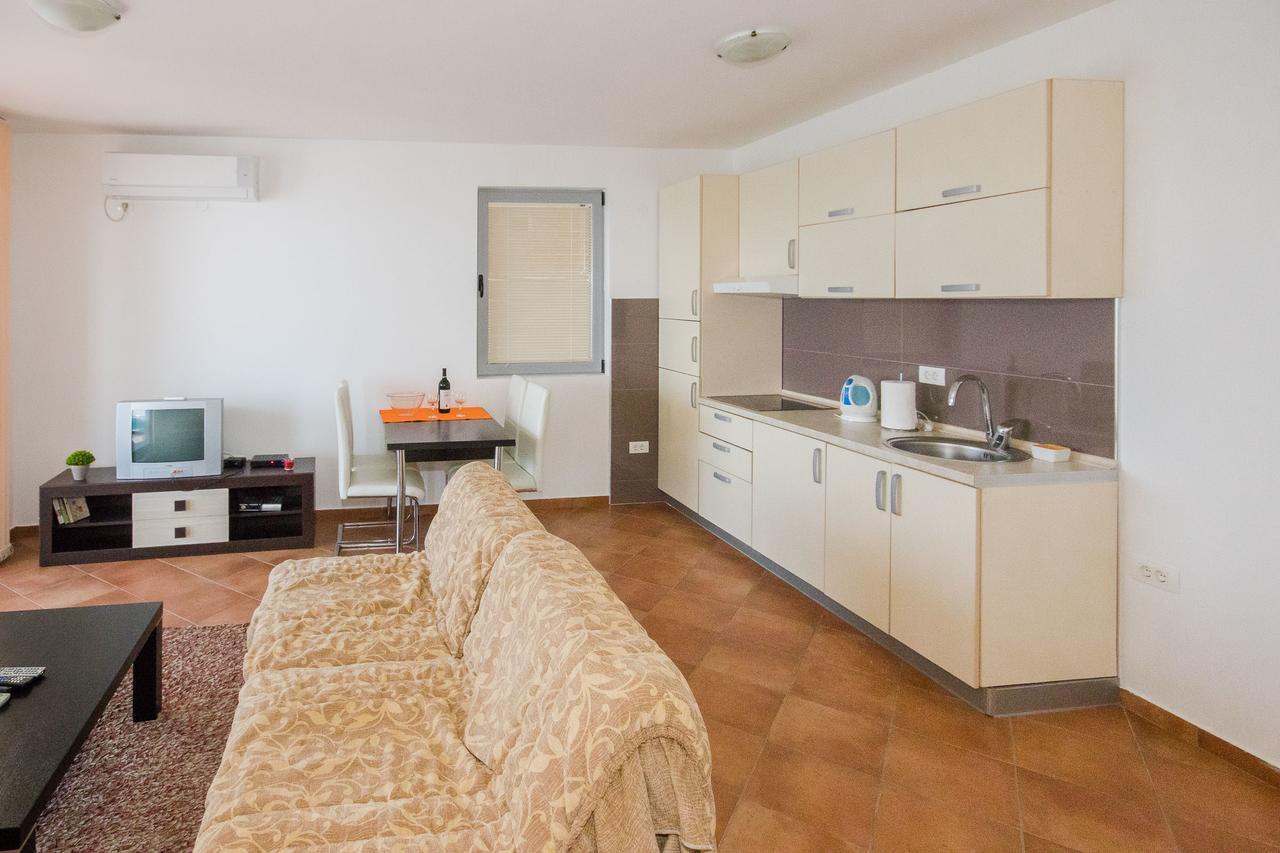 Apartments Palma Dobra Voda Exterior photo