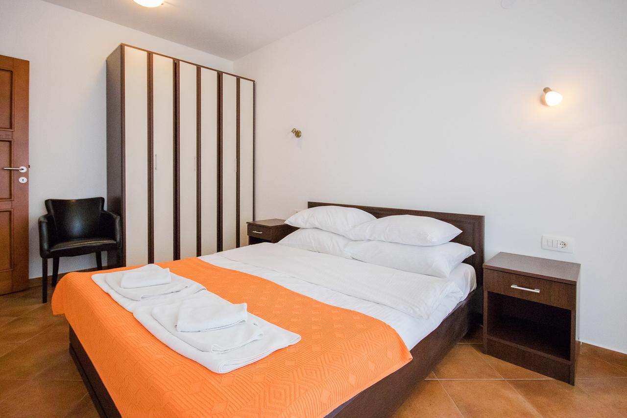 Apartments Palma Dobra Voda Exterior photo