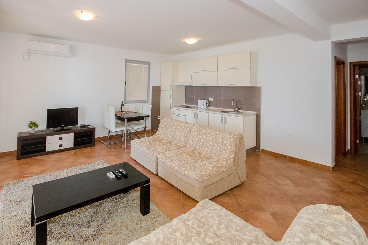 Apartments Palma Dobra Voda Exterior photo